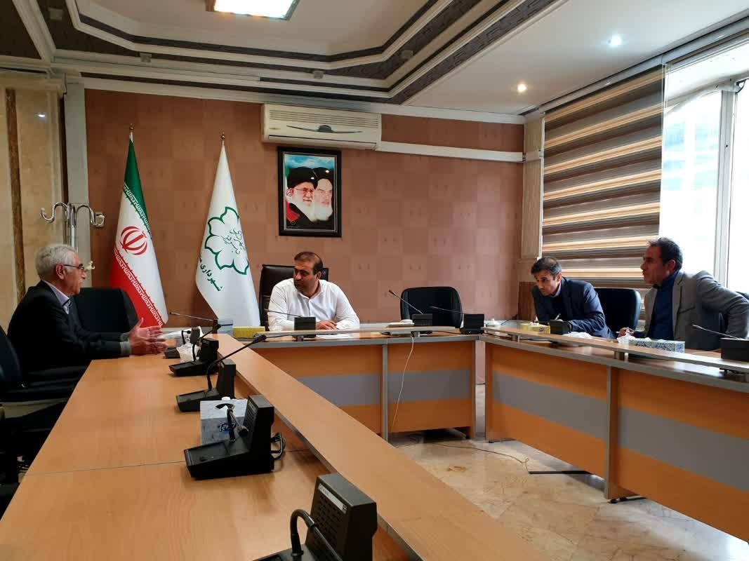 پاسخ به درخواست شهروندان در ملاقات عمومی شهردار منطقه ۴