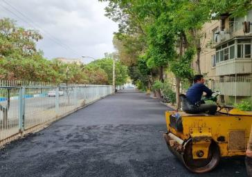 توزیع ۱۷۴۵ تن آسفالت در معابر غرب و شمالغرب تبریز