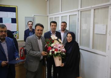 تجلیل شهردار منطقه ۷ تبریز از معلمان مدرسه دخترانه شکیبا