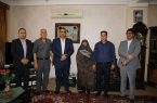 دیدار شهردار منطقه ۴ با خانواده شهید والامقام «اسماعیل پشم تاب» دیدار شهردار منطقه ۴ با خانواده شهید والامقام «اسماعیل پشم تاب»