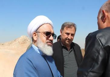 بازدید عضو شورای اسلامی شهر از عملیات رفع خطر از ترانشه های کوی سرخوش