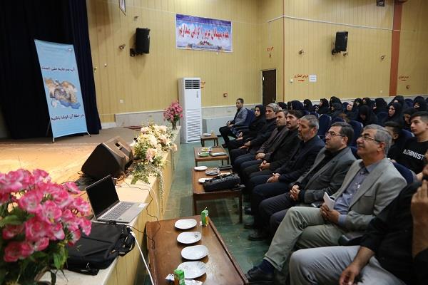 همایش آشنایی با راهکارهای صحیح مصرف آب در بستان آباد برگزار شد