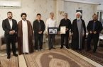 دیدار شهردار تبریز با خانواده معظم شهیدان والامقام «اصل لاهیجانی» و «سالک سلامی»