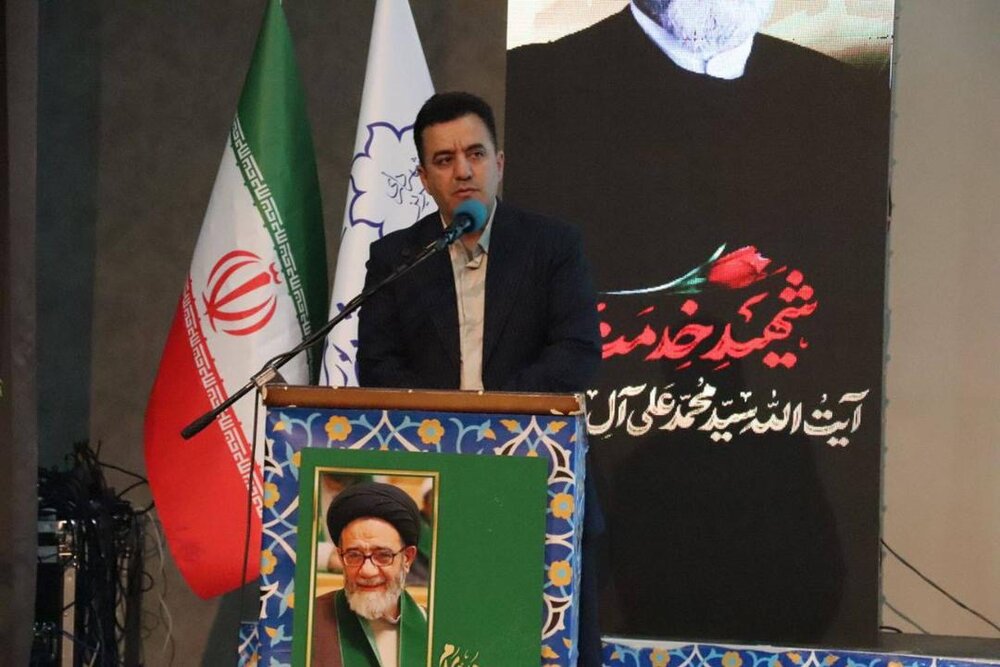 رویدادهای فرهنگی و اجتماعی باید در خدمت مردم باشند