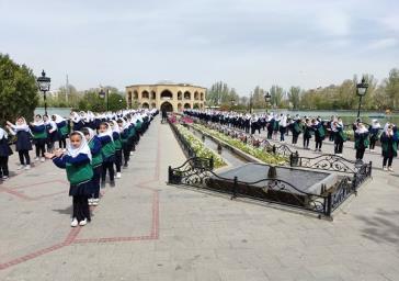 همایش پیاده روی دانش آموزی در مجموعه ائل گولی برگزار شد
