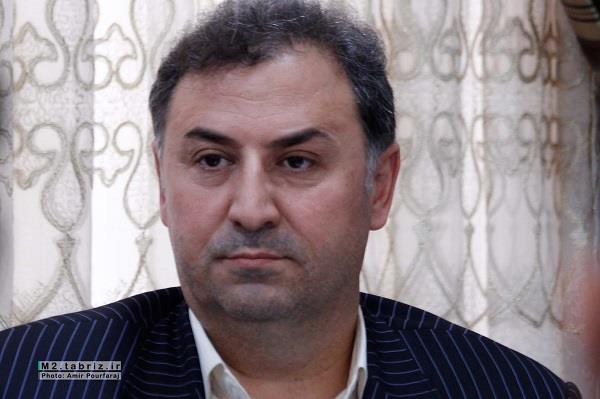 آسفالت ریزی رویه ضلع غربی میدان بزرگ ائل گلی توسط شهرداری منطقه ۲