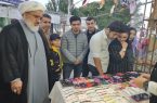 بازدید عضو شورای اسلامی شهر تبریز از نمایشگاه صنایع دستی شهرداری منطقه ۲ بازدید عضو شورای اسلامی شهر تبریز از نمایشگاه صنایع دستی شهرداری منطقه ۲