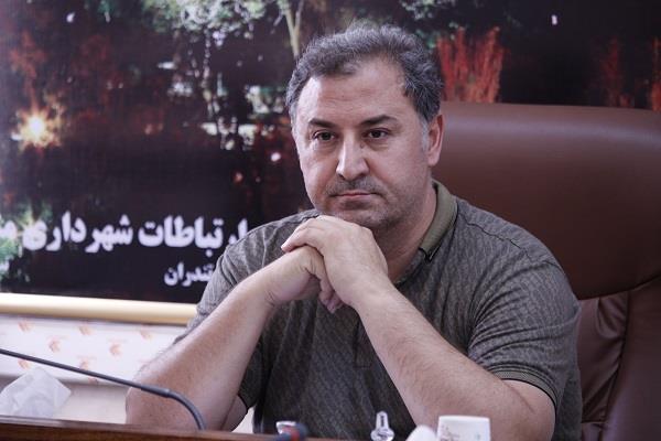 آسفالت ریزی ۱۳۰ تنی معابر سطح حوزه شهرداری منطقه ۲