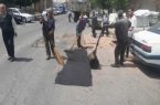 چاله زدائی و لکه گیری آسفالت رضوانشهر به طرف شهرک ارم