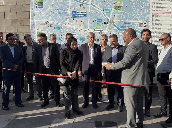 مدیرکل میراث فرهنگی و گردشگری استان و مدیرکل سازمان فنی و حرفه اي استان انجام شد: افتتاح اولین جشنواره کوفته تبریزی، در میدان شهید بهشتی