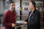 دیدار شهردار منطقه۹ با همکار روشندل به بهانه روز جهانی عصای سفید