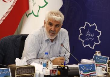 مرمت و بهسازی پایه چراغها و تیرهای روشنایی خیابان ثقه الاسلام