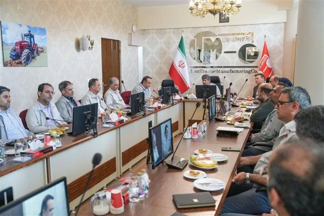 صادرات به ۲۵ کشور دنیا و دریافت استانداردهای فرا ملی دلیلی بر استاندارد بودن تراکتور ایرانی