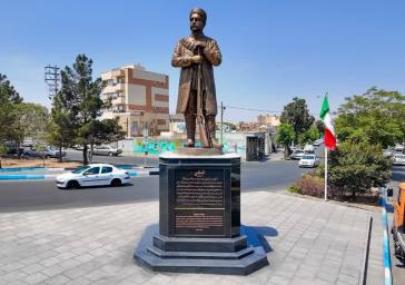 نخستین مجسمه برنزی ستارخان در تبریز نصب شد